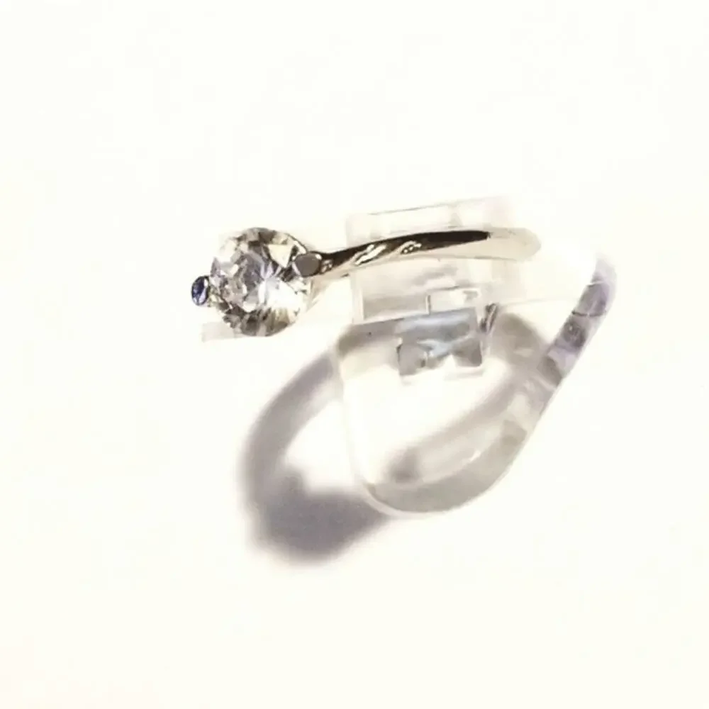 New stainless steel women's CZ‎ ring 7.5
